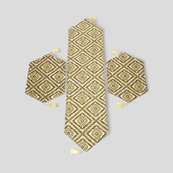 Jacquard Diamond Runner Set (Golden)